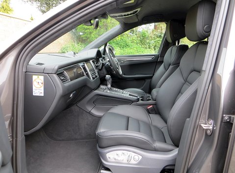 Porsche Macan Turbo 20