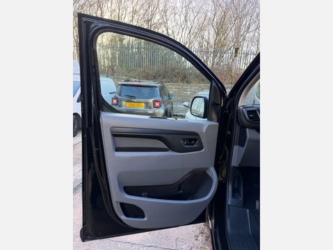Peugeot Expert 1.6 BlueHDi 1000 Professional Standard Panel Van 6dr Diesel Manual MWB Euro 41