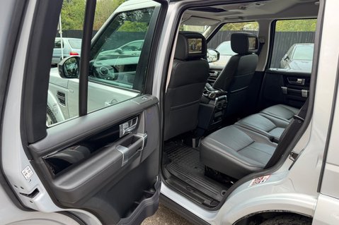Land Rover Discovery SDV6 LANDMARK - ONE OWNER - 10 SERVICED INC CAMBELT 28