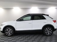 Volkswagen T-Roc DESIGN TSI 18