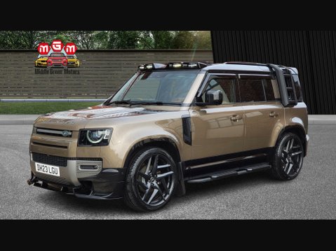 Land Rover Defender X-DYNAMIC HSE MHEV 5