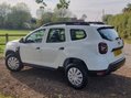 Dacia Duster ESSENTIAL TCE 8