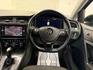 Volkswagen Golf e-Golf 5dr 21