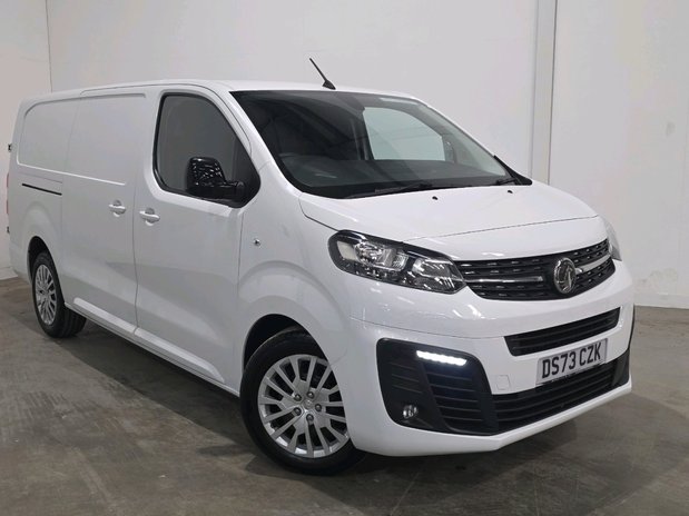 Vauxhall Vivaro VIVARO L2 DIESEL 3100 2.0d 145PS Pro H1 Van 1