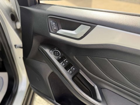 Ford Focus 1.5 EcoBlue Zetec Edition Estate 5dr Diesel Manual Euro 6 (s/s) (120 ps) 65