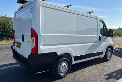 Citroen Relay 33 L1H1 X 120 ps BlueHdi Panel Van - Racking & Invertor 2