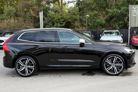 Volvo XC60 T5 R-DESIGN PRO AWD -ONE OWNER - 7 VOLVO SERVICES 5