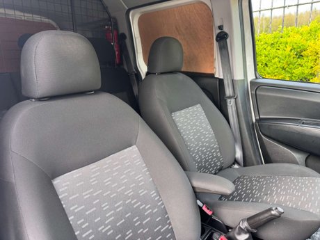 Vauxhall Combo 1.2 Combo 2300 CDTi S/S 18