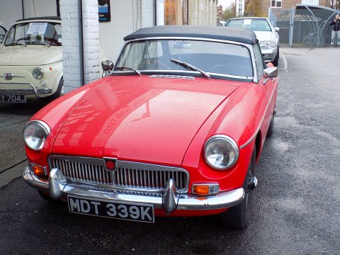 MG MGB MKII ROADSTER 67
