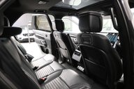 Land Rover Discovery 3.0 Discovery R-Dynamic HSE D MHEV Auto 4WD 5dr 14