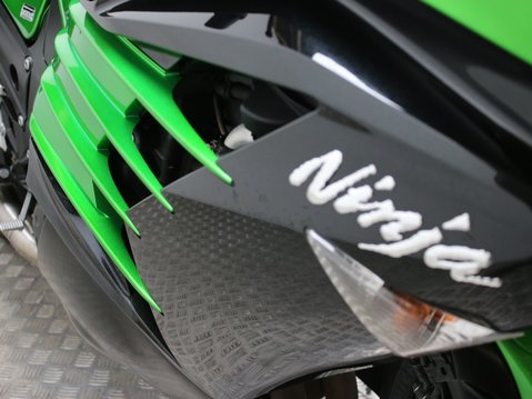 Kawasaki ZZR1400 ZX 1400 FEF ABS 12