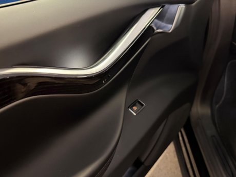 Tesla Model X 75D (Dual Motor) Auto 4WDE 5dr 23