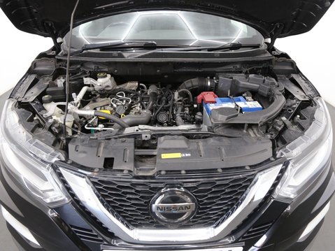 Nissan Qashqai 1.3 DIG-T Tekna+ DCT Auto Euro 6 (s/s) 5dr 28