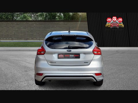 Ford Focus ST-LINE 7