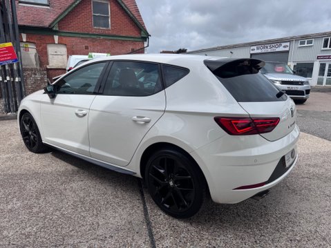 SEAT Leon TSI FR TECHNOLOGY 7