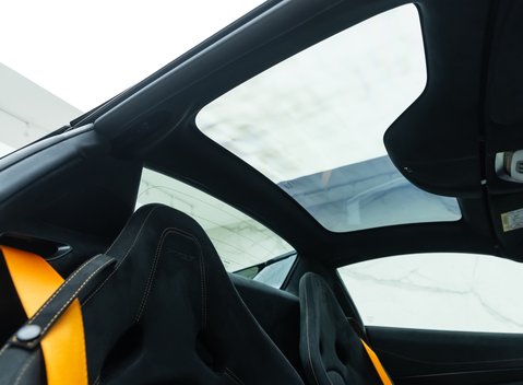 McLaren 765LT Spider 22