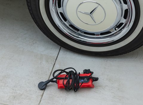 Mercedes-Benz 280 SL W113 Pagoda 69