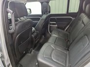 Land Rover Defender 3.0 Defender SE D MHEV Auto 4WD 5dr 65