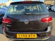Volkswagen Golf SE NAVIGATION TDI 16