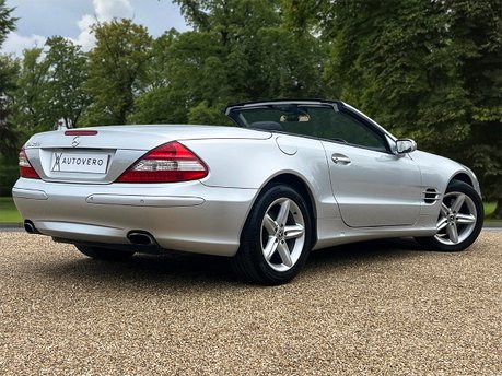 Mercedes-Benz SL Series SL350 7