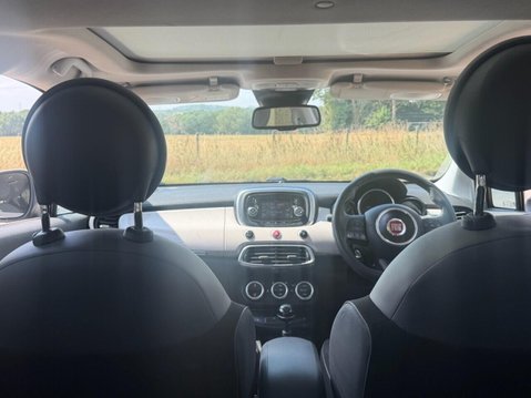 Fiat 500X 1.6 E-Torq Pop Star Plus SUV 5dr Petrol Manual Euro 6 (110 ps) FSH & 2X KEY 9
