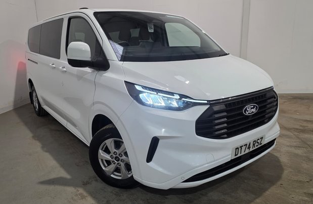 Ford Transit Custom Transit Custom 320 H1 Limited 9 Seater 2.0 Eco Blue 136ps