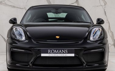 Porsche Cayman GT4 (718) 4
