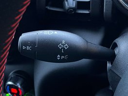 Mini Hatch 1.5 Cooper Sport Auto 3dr 61