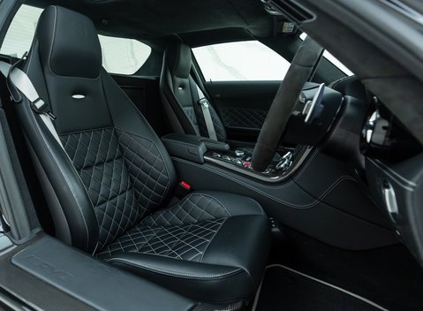 Mercedes-Benz SLS AMG GT FINAL EDITION 16