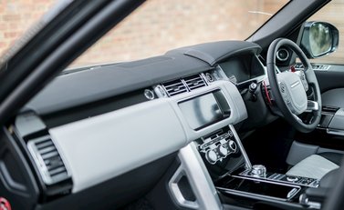 Land Rover Range Rover 5.0 SVAutobiography Dynamic 18