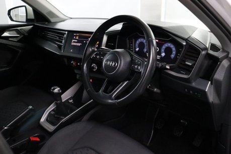 Audi A1 SPORTBACK TFSI SPORT 5