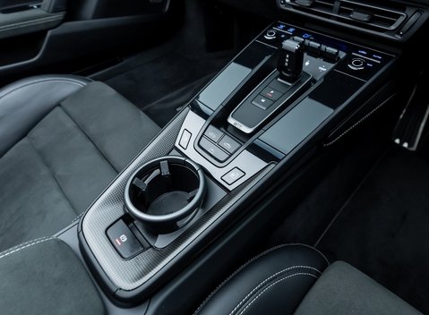 Porsche 911 Carrera GTS Cabriolet (992) 23