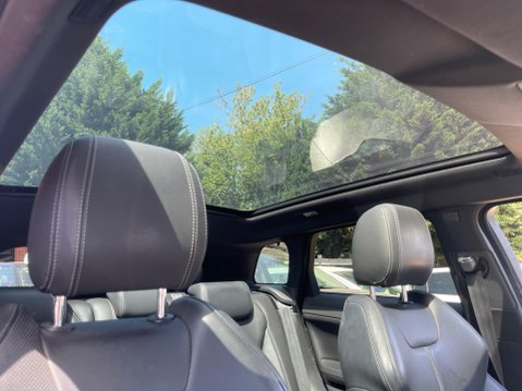Land Rover Range Rover Evoque 2.0 TD4 HSE Dynamic Auto 4WD Euro 6 (s/s) 5dr 32