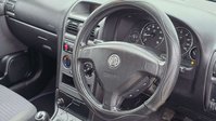 Vauxhall Astra 1.4i 16v Enjoy Hatchback 5dr Petrol Manual (167 g/km, 89 bhp) 30
