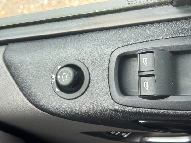 Ford Transit Custom Crew Cab LWB L2H1 Low Roof Trail 320 Air Con Alloys Sensors Cam EURO 6 25