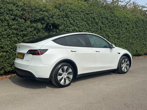 Tesla Model Y (Sold) (Dual Motor) Long Range SUV 5dr Electric Auto 4WDE (384 bhp) 32