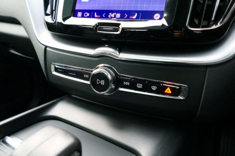 Volvo XC60 2.0 XC60 Inscription Expression T6 Recharge AWD Auto 4WD 5dr 23