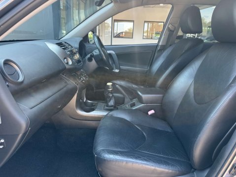 Toyota Rav4 2.2 RAV4 XT-R D-4D 4WD 5dr 10