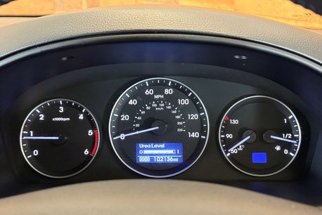Hyundai I800 2.5 CRDi SE Nav MPV 5dr Diesel Manual Euro 6 (136 ps) 8