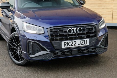 Audi Q2 TFSI BLACK EDITION 10