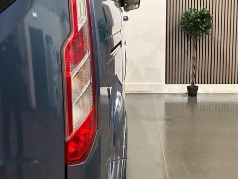 Ford Tourneo Custom 2.0 320 EcoBlue Titanium L2 Euro 6 (s/s) 5dr 57