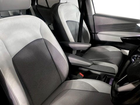 Volkswagen ID.3 Pro Performance 58kWh Business Hatchback 5dr Electric Auto (204 ps) Air Con 11
