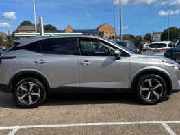 Nissan Qashqai 1.3 Qashqai N-Connecta DiG-T MHEV 5dr 10