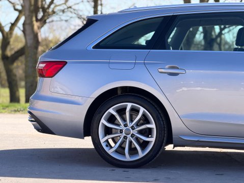 Audi A4 2.0 A4 Sport 30 TDI Semi-Auto 5dr 10
