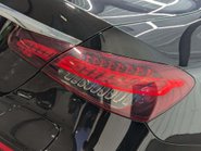 Mercedes-Benz E Class 2.0 E 300 AMG Line de Auto 4dr 42