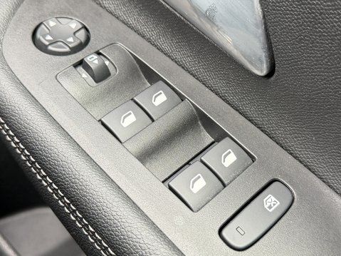 Vauxhall Mokka 1.2 Turbo 136 Black 5dr 33