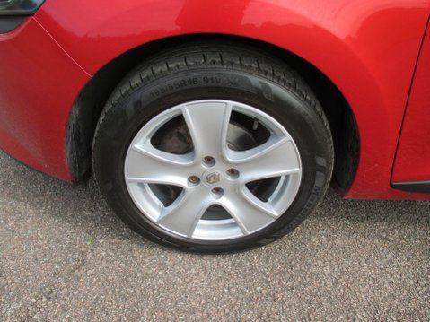 Renault Clio 1.2 16V Play Euro 6 5dr 12