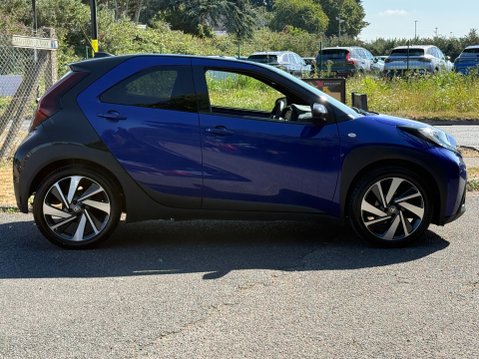 Toyota Aygo X VVT-I EDGE 2