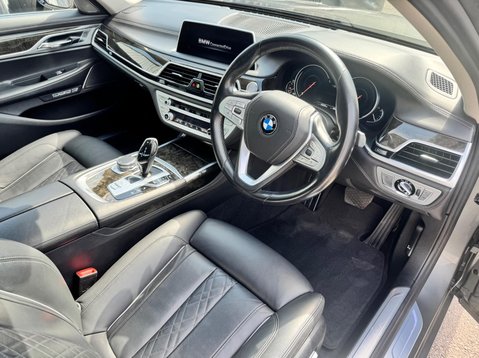 BMW 7 Series 740LD XDRIVE EXCLUSIVE 12