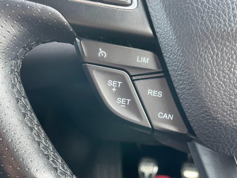 Ford Focus 2.0T EcoBoost ST-3 Euro 6 (s/s) 5dr 34